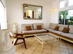 02-SALA