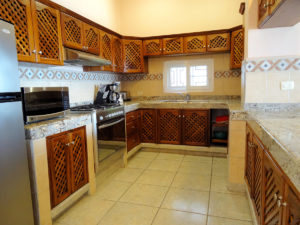 Casa Inglesa - Bucerias, Nayarit - Beachfront Vacation Rental