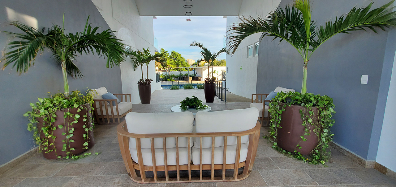 2-LOBBY
